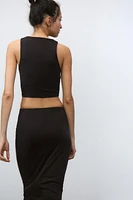 SLEEVELESS CROP TOP