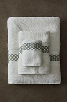 BATH TOWEL WITH EMBROIDERED BORDER
