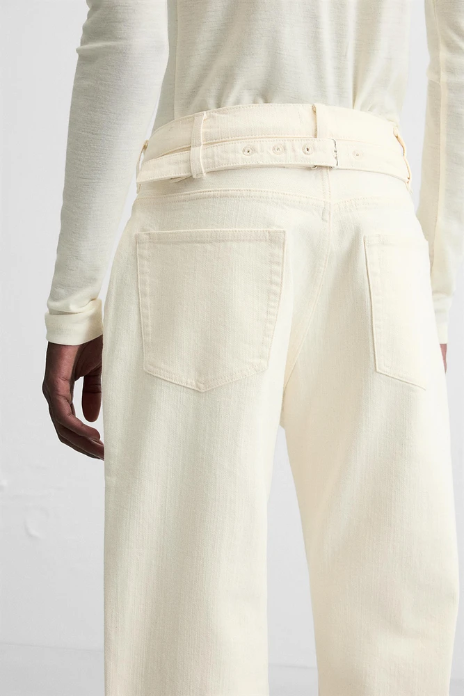 ADJUSTABLE RELAXED FIT JEANS
