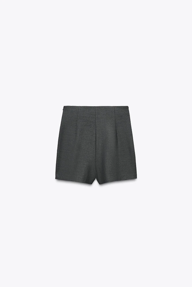 JUPE-SHORT À OUVERTURE SUR LE BAS