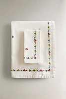 LEAF PRINT TABLECLOTH