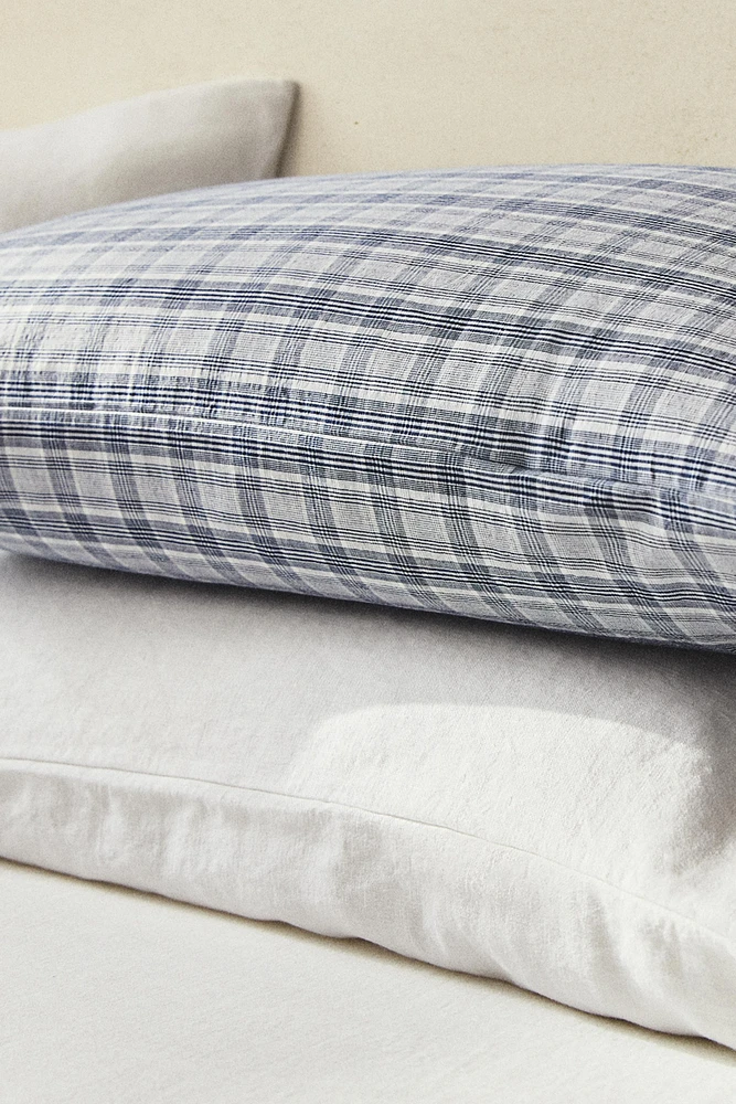 DYED THREAD COTTON PILLOWCASE