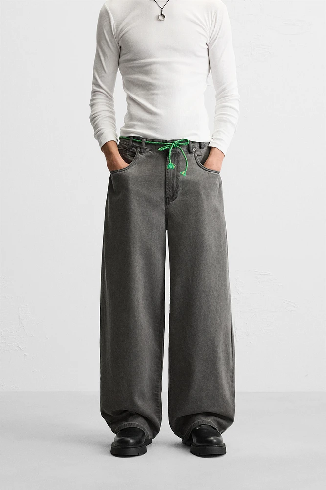 BALLOON FIT JEANS