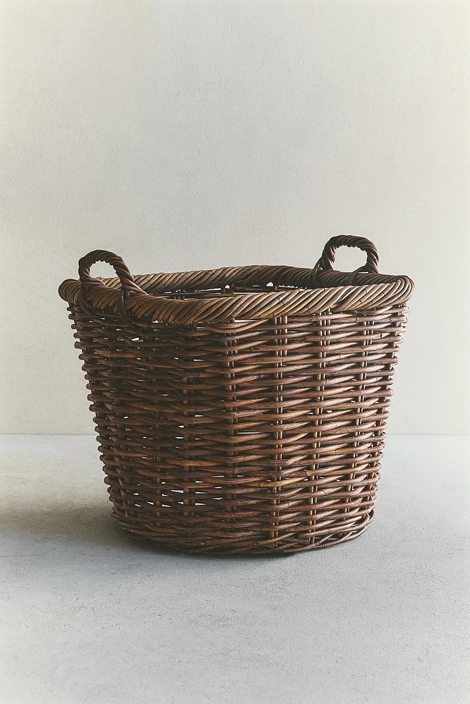 SQUARE RATTAN BASKET