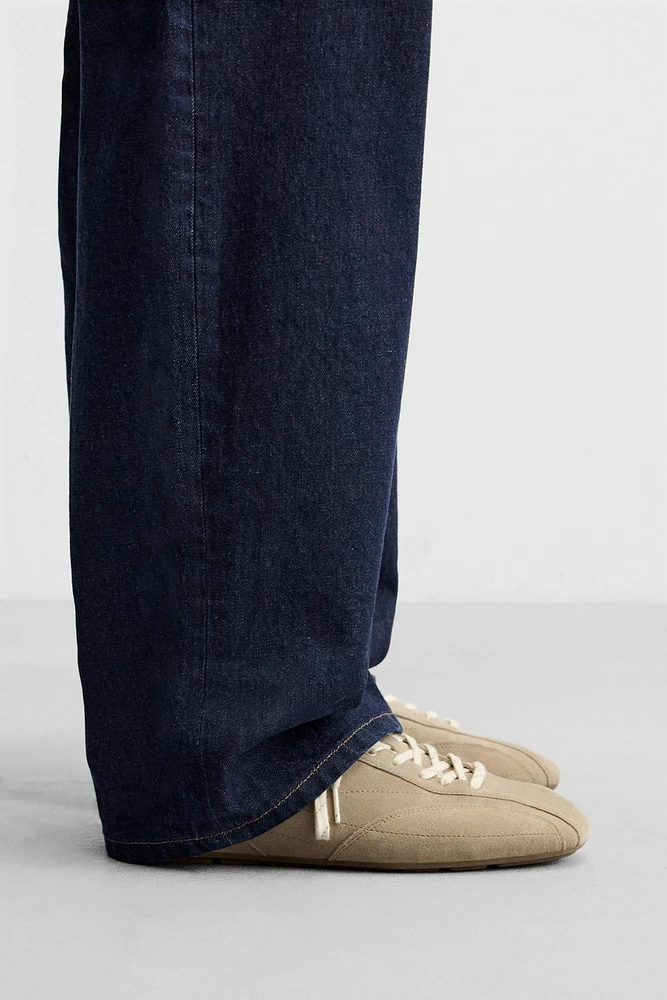 TENNIS EN CUIR ÉDITION LIMITÉE