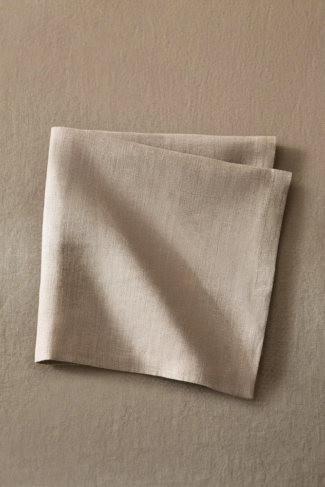 SET OF PLAIN-COLORED LINEN NAPKINS