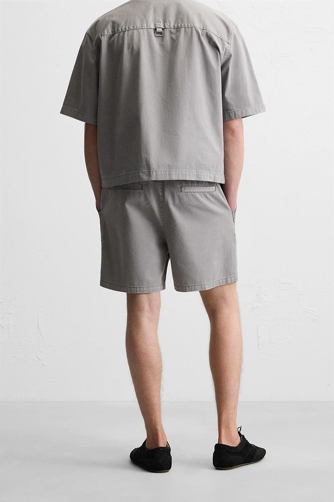 RELAXED FIT WASHED SHORTS
