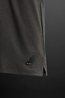 LIGHTWEIGHT TEXTURED T-SHIRT