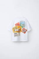 T-SHIRT À INSCRIPTION EN RELIEF