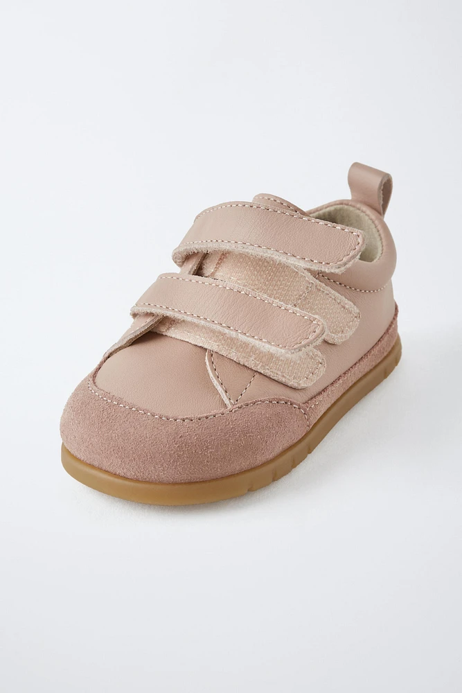 BAREFOOT LEATHER STRAP SNEAKERS