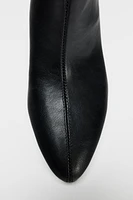 WRINKLED LOOK BOOTS