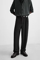 FLOWY PLEATED PANTS