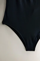PLAIN BEACH SWIMSUIT WITH STRAPS AT THE BACK