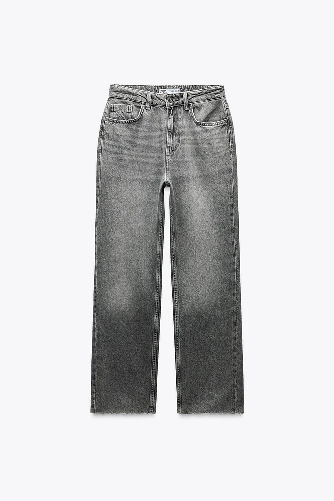 Z1975 DENIM STRAIGHT CUT JEANS WITH A HIGH WAIST