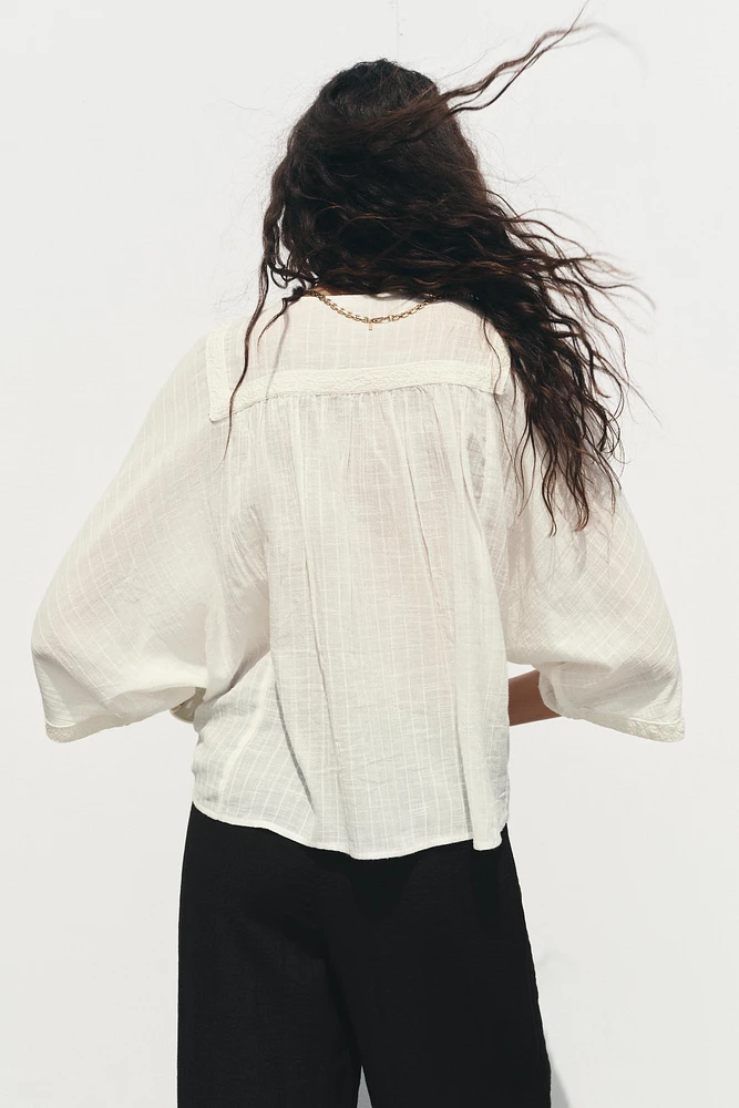BLOUSE BRODÉE MANCHE AMPLE