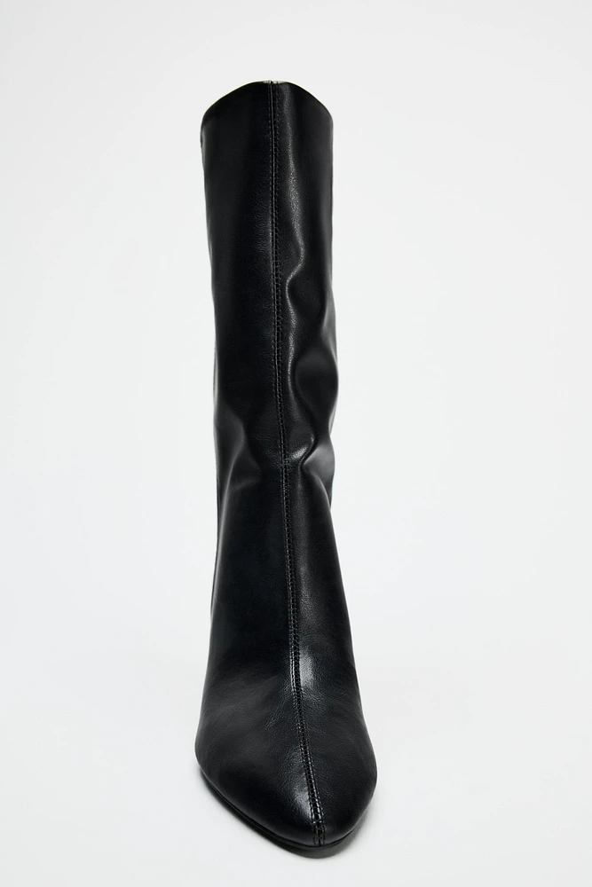 WRINKLED LOOK BOOTS