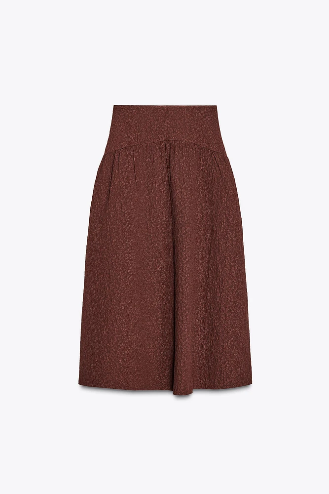 JUPE MI-LONGUE À TEXTURE