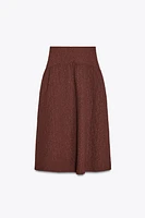 TEXTURED MIDI SKIRT