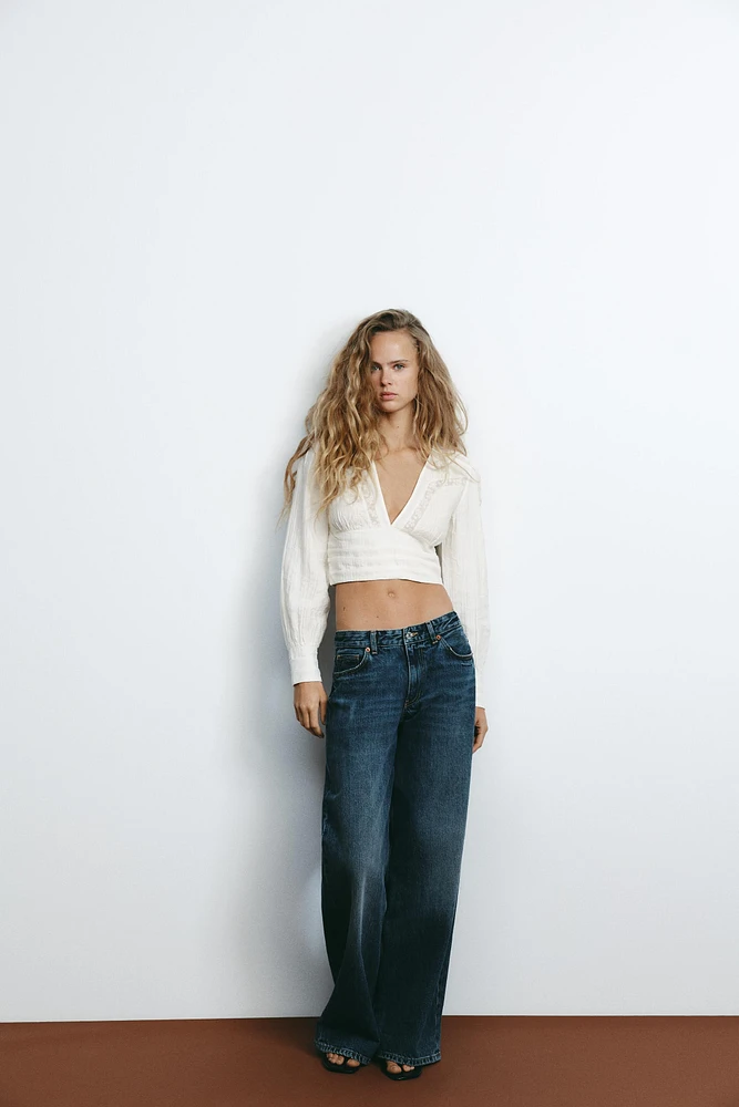 TEXTURED CROPPED SHIRT