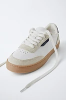 SNEAKERS WITH DETAIL