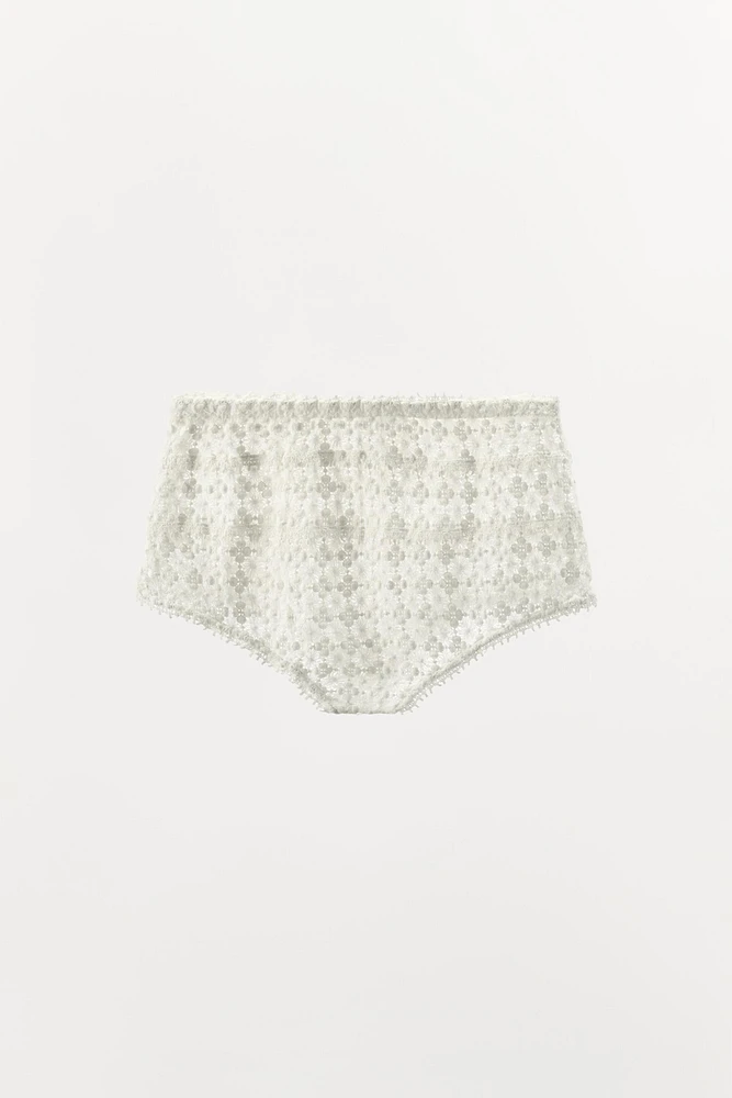 EMBROIDERED MINI SHORTS