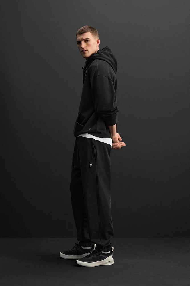 JOGGER PANTS