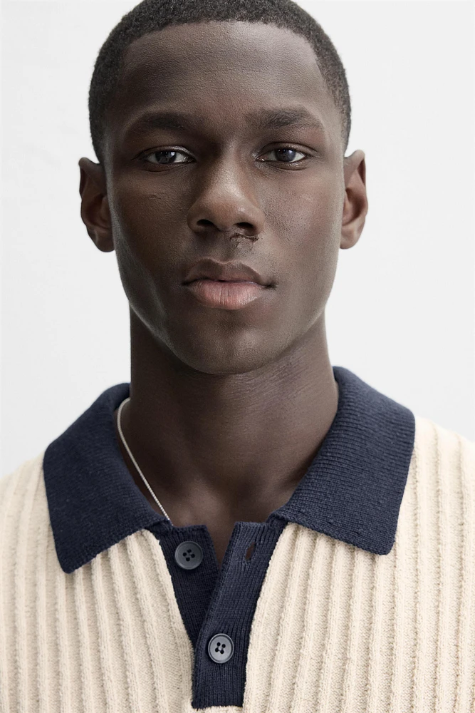 CONTRASTING KNIT POLO SHIRT