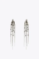 BOUCLES D'OREILLES MÉTALLIQUES AVEC CHAÎNES ET PERLES FANTAISIE