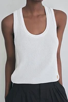SLEEVELESS RIBBED TOP