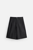 PLEATED WIDE LEG BERMUDA SHORTS