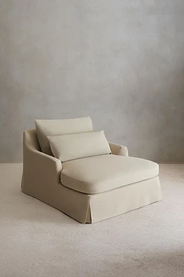 LOVE SEAT 01
