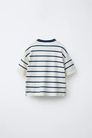 T-SHIRT EN MAILLE À RAYURES