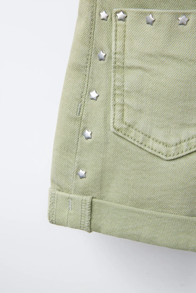 SHORT EN JEAN À CLOUS ÉTOILES