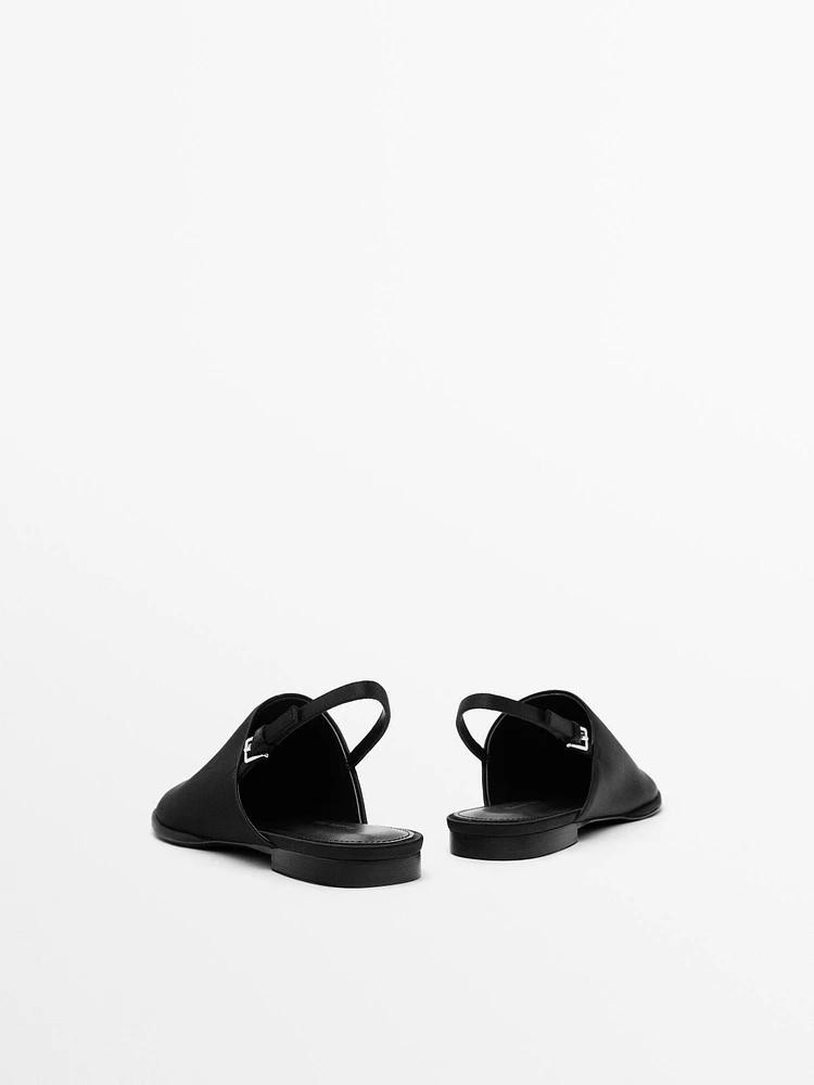 Flat mules