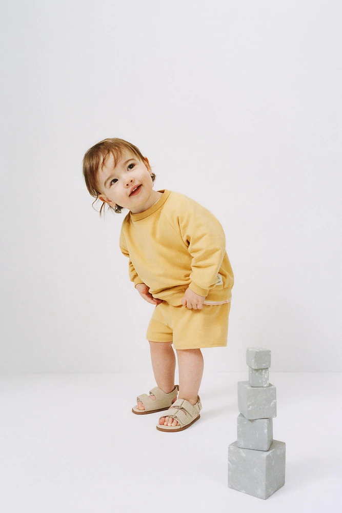 SWEATSHIRT AND BERMUDA SHORTS SET WITH LABEL