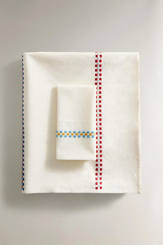 NAPPE COTON BRODERIE MULTICOLORE