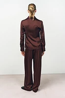FLOWY SATIN EFFECT SHIRT