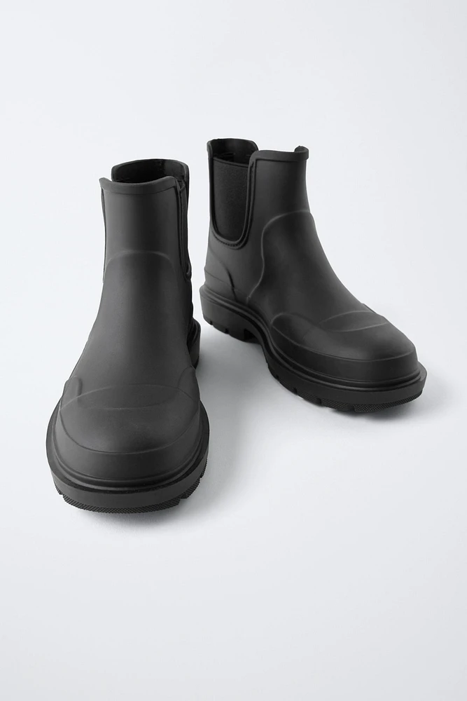 ELASTIC RAIN BOOTS