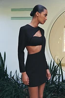 ROBE COURTE CUT OUT