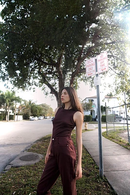 SLEEVELESS RIBBED T-SHIRT