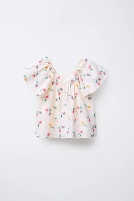 EMBROIDERED FLORAL TOP