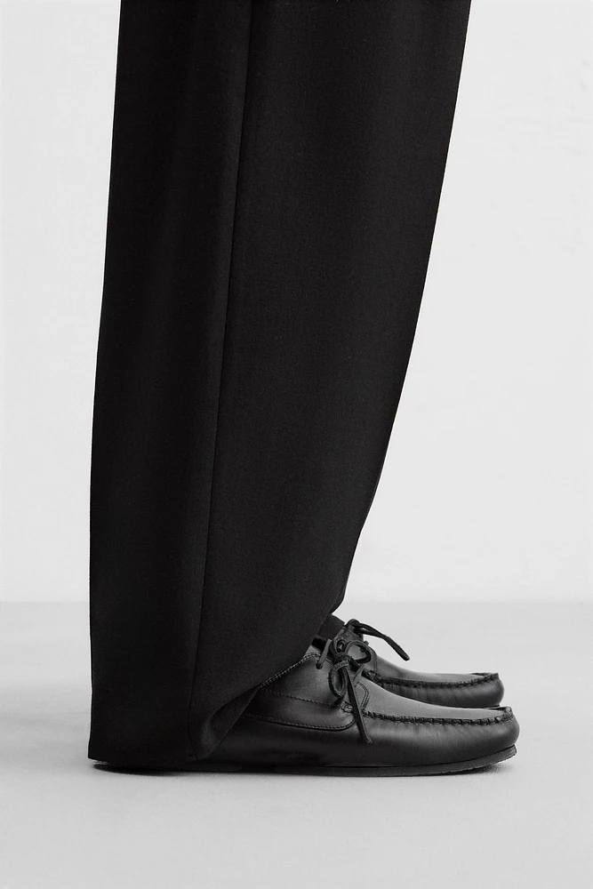 LEATHER BOAT SHOES