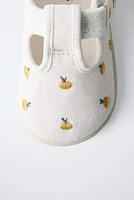 APPLE BAREFOOT SNEAKERS