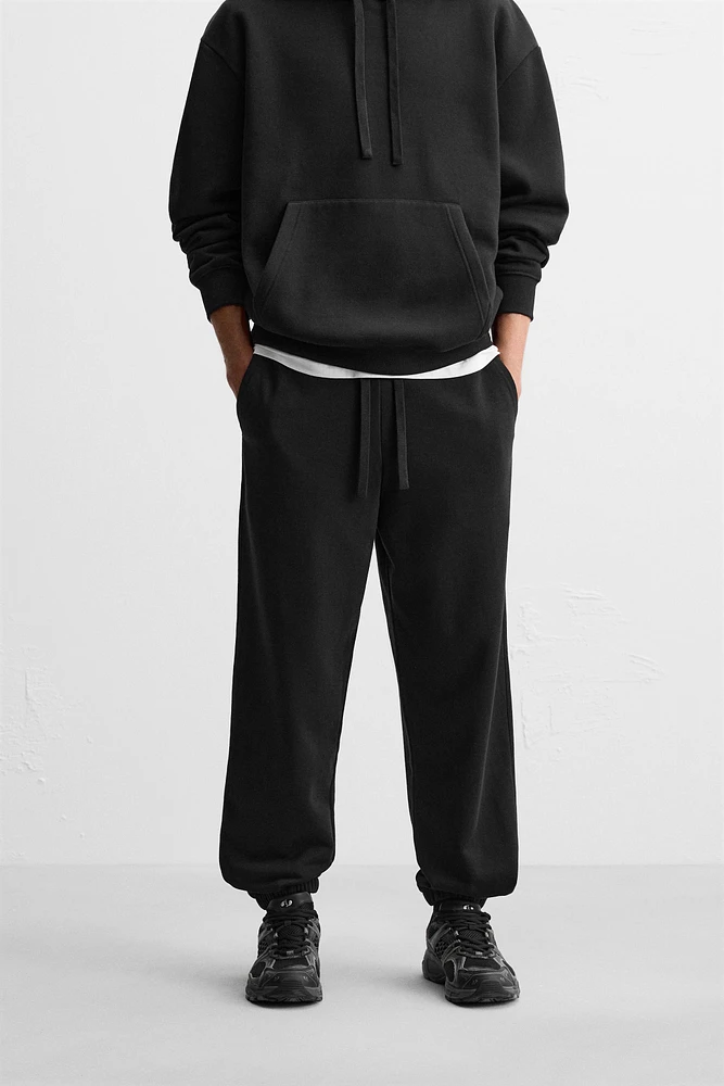 BASIC JOGGING PANTS