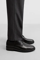 CHAUSSURES HABILLÉES