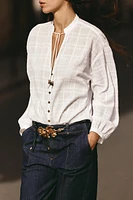 WOODEN BUTTON BLOUSE