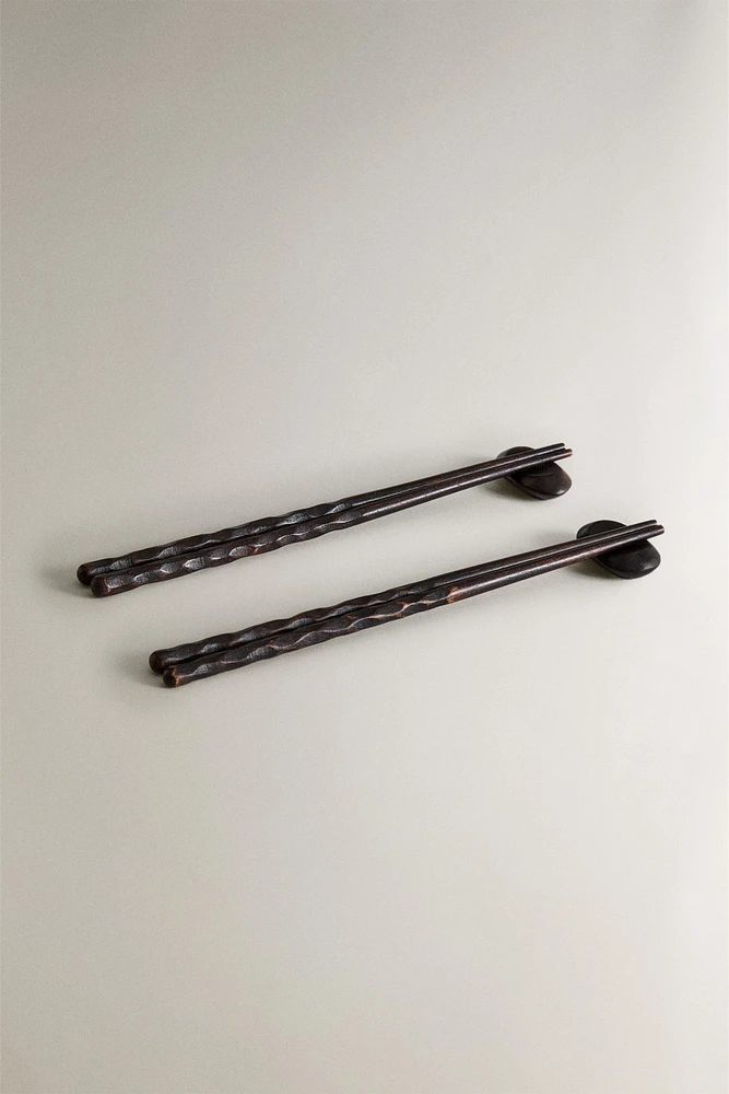 SET OF CHOPSTICKS AND WOODEN STAND