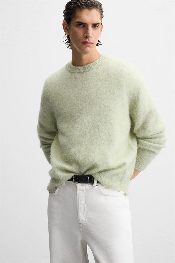 TEXTURED SWEATER