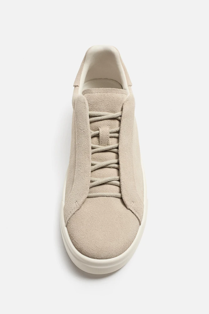 LEATHER SNEAKERS