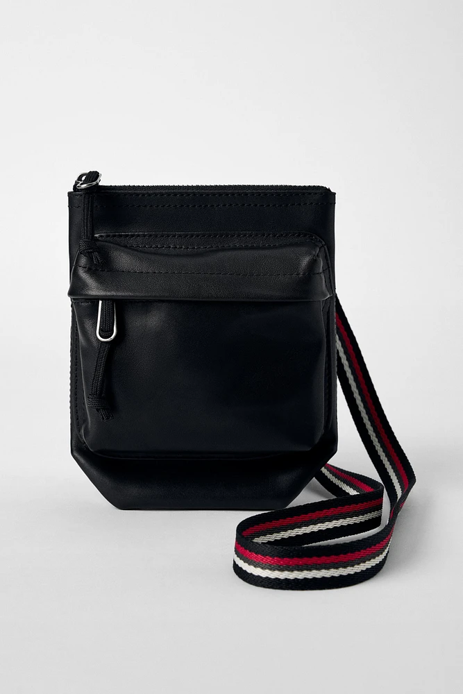 SAC BANDOULIÈRE EN CUIR BOBBY GILLESPIE X ZARA